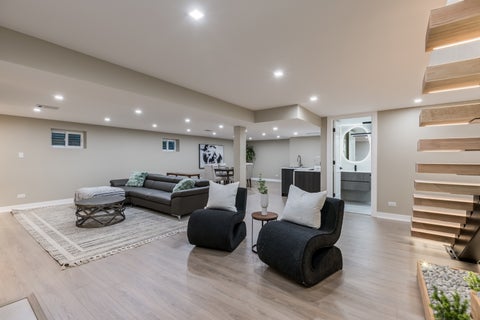 Tiny photo for 621 N Hamlin Avenue, Park Ridge, IL 60068 (MLS # 12786095)