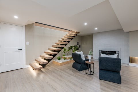 Tiny photo for 621 N Hamlin Avenue, Park Ridge, IL 60068 (MLS # 12786095)