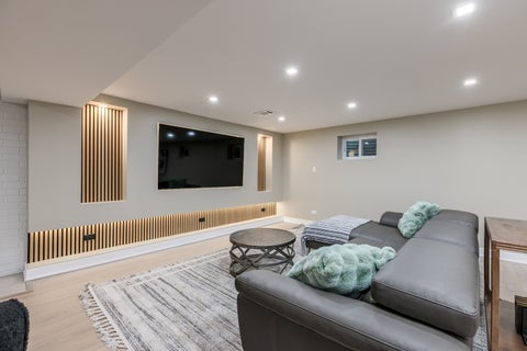 Tiny photo for 621 N Hamlin Avenue, Park Ridge, IL 60068 (MLS # 12786095)