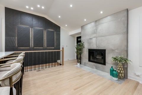 Tiny photo for 621 N Hamlin Avenue, Park Ridge, IL 60068 (MLS # 12786095)