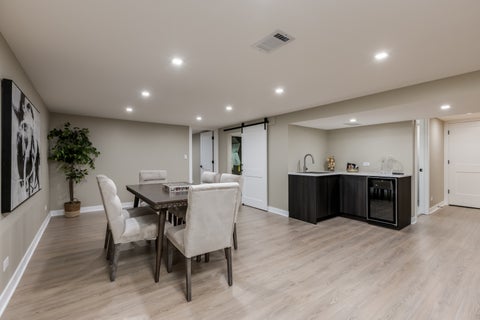 Tiny photo for 621 N Hamlin Avenue, Park Ridge, IL 60068 (MLS # 12786095)