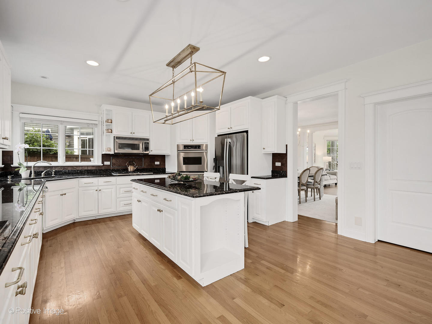 551 W 3rd Street
