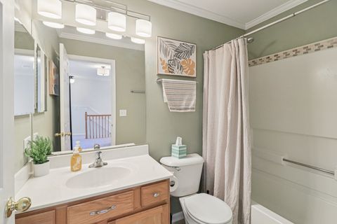 Tiny photo for 416 JAMESTOWN Court, Aurora, IL 60502 (MLS # 12467270)