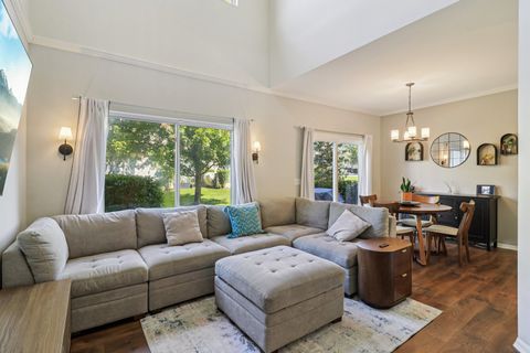 Tiny photo for 416 JAMESTOWN Court, Aurora, IL 60502 (MLS # 12467270)