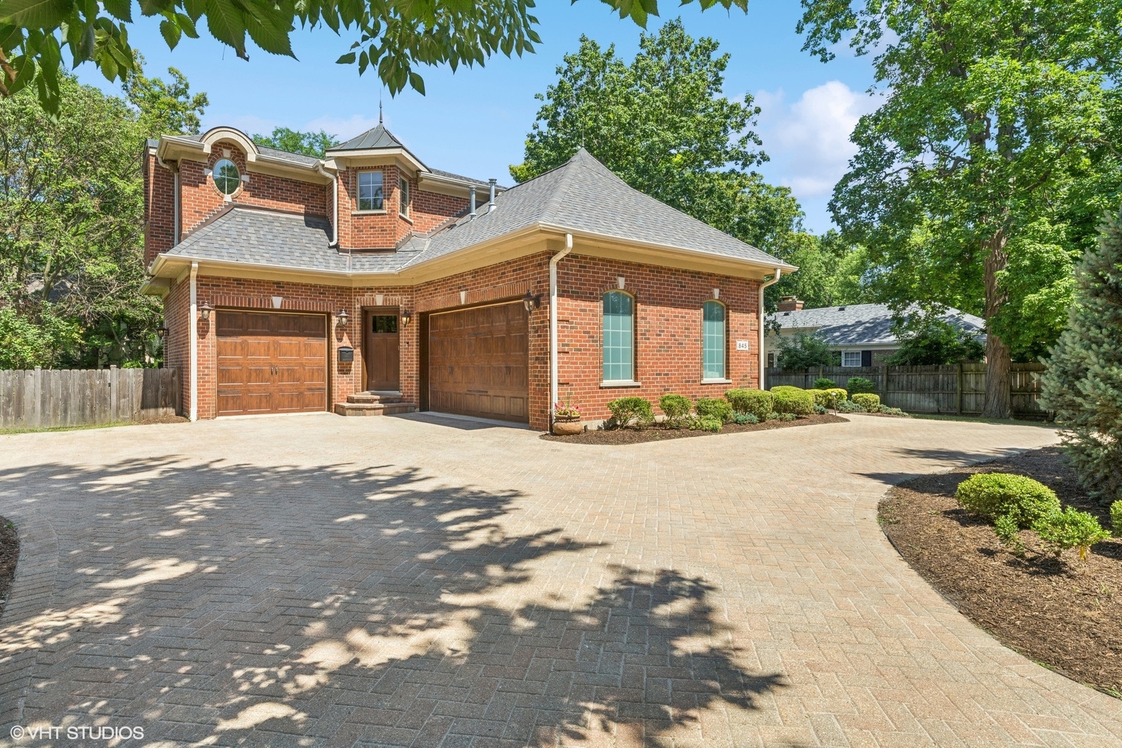 845 Green Bay Road