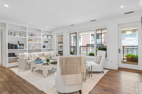 Tiny photo for 190 E WALTON Street #302, Chicago, IL 60611 (MLS # 12724415)