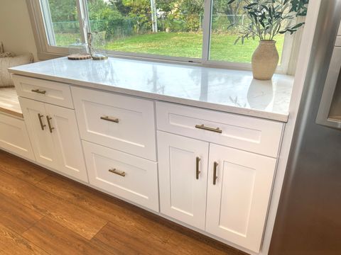 Tiny photo for 600 Sussex Lane, Crystal Lake, IL 60014 (MLS # 12495194)