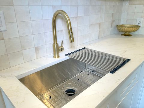 Tiny photo for 600 Sussex Lane, Crystal Lake, IL 60014 (MLS # 12495194)