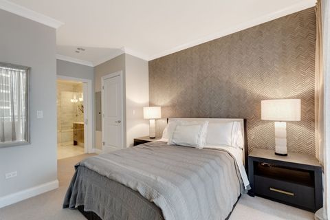 Tiny photo for 10 E DELAWARE Place #23C, Chicago, IL 60611 (MLS # 12581164)