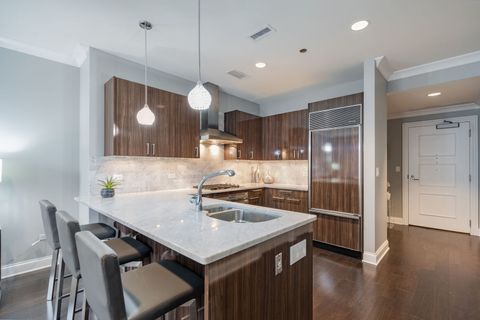 Tiny photo for 10 E DELAWARE Place #23C, Chicago, IL 60611 (MLS # 12581164)