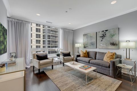 Tiny photo for 10 E DELAWARE Place #23C, Chicago, IL 60611 (MLS # 12581164)