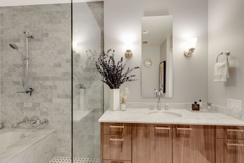 Tiny photo for 10 E DELAWARE Place #23C, Chicago, IL 60611 (MLS # 12581164)