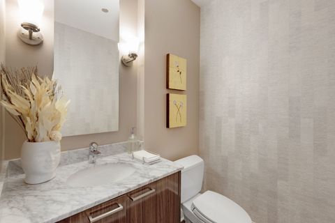 Tiny photo for 10 E DELAWARE Place #23C, Chicago, IL 60611 (MLS # 12581164)