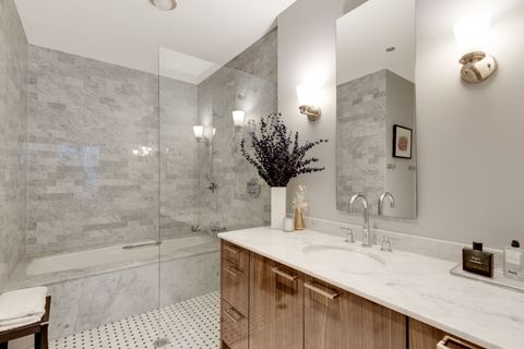 Tiny photo for 10 E DELAWARE Place #23C, Chicago, IL 60611 (MLS # 12581164)