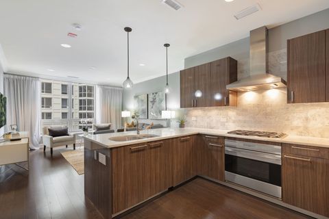 Tiny photo for 10 E DELAWARE Place #23C, Chicago, IL 60611 (MLS # 12581164)