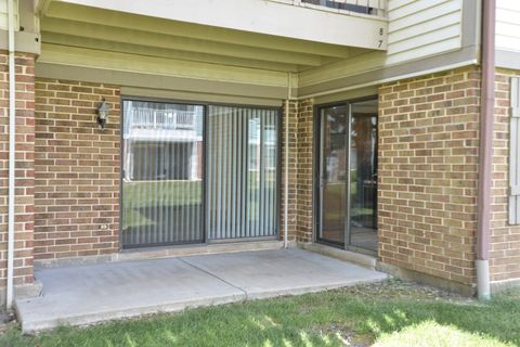 Tiny photo for Arlington Heights, IL 60004 (MLS # 12658654)