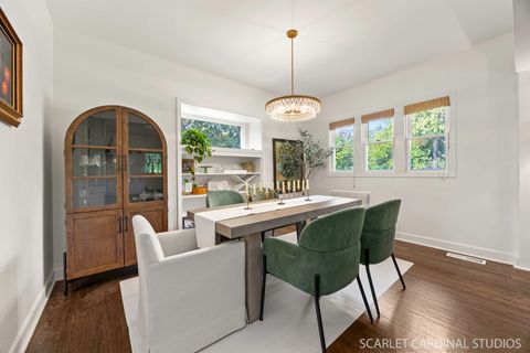 Tiny photo for 34 Lake Drive, West Chicago, IL 60185 (MLS # 12492314)