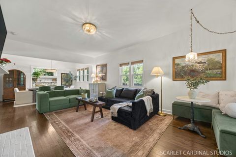 Tiny photo for 34 Lake Drive, West Chicago, IL 60185 (MLS # 12492314)