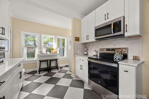 Tiny photo for 34 Lake Drive, West Chicago, IL 60185 (MLS # 12492314)