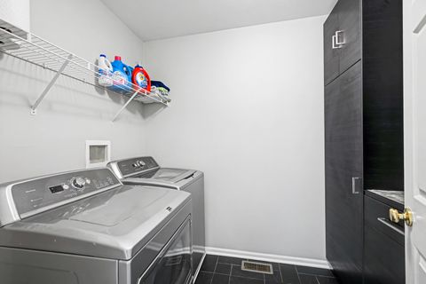 Tiny photo for 31504 Kline Circle, Warrenville, IL 60555 (MLS # 12587193)