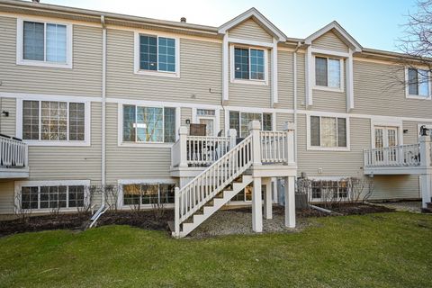 Tiny photo for 31504 Kline Circle, Warrenville, IL 60555 (MLS # 12587193)