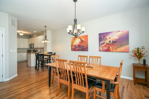 Tiny photo for 31504 Kline Circle, Warrenville, IL 60555 (MLS # 12587193)