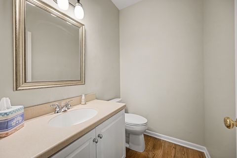 Tiny photo for 31504 Kline Circle, Warrenville, IL 60555 (MLS # 12587193)