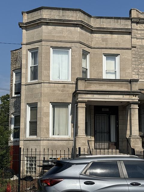 1607 S Sawyer Avenue Chicago IL 60623