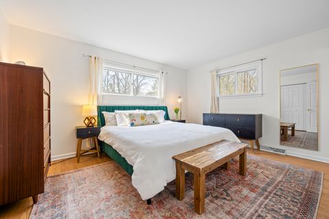 Tiny photo for 161 E Stone Avenue, Lake Forest, IL 60045 (MLS # 12619667)