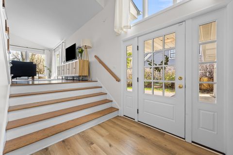 Tiny photo for 161 E Stone Avenue, Lake Forest, IL 60045 (MLS # 12619667)