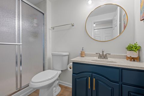 Tiny photo for 161 E Stone Avenue, Lake Forest, IL 60045 (MLS # 12619667)