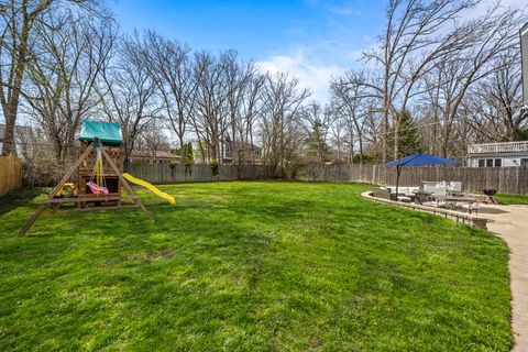 Tiny photo for 161 E Stone Avenue, Lake Forest, IL 60045 (MLS # 12619667)