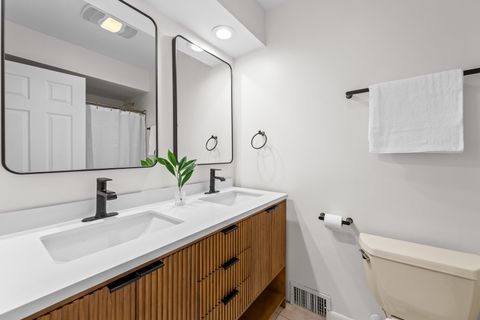 Tiny photo for 161 E Stone Avenue, Lake Forest, IL 60045 (MLS # 12619667)