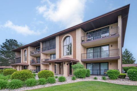 Photo of 15651 Garden View Court #1D, Orland Park, IL 60462 (MLS # 12662475)