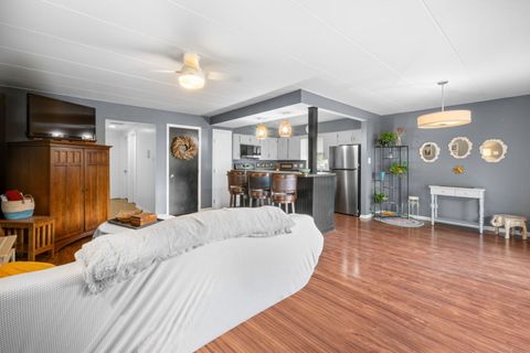 Tiny photo for 15651 Garden View Court #1D, Orland Park, IL 60462 (MLS # 12662475)