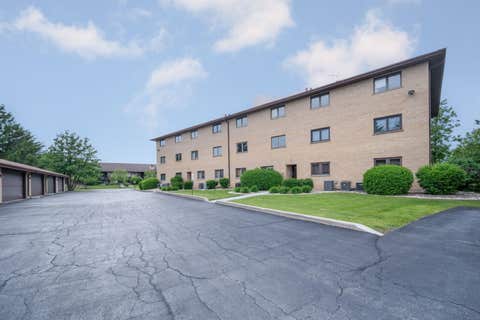 Tiny photo for 15651 Garden View Court #1D, Orland Park, IL 60462 (MLS # 12662475)
