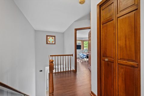 Tiny photo for 820 Derby Course, St. Charles, IL 60174 (MLS # 12587740)