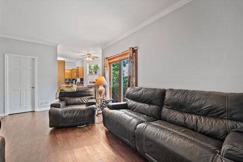 Tiny photo for 820 Derby Course, St. Charles, IL 60174 (MLS # 12587740)