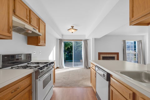 Tiny photo for 119 E Shag Bark Lane #B, Streamwood, IL 60107 (MLS # 12784330)