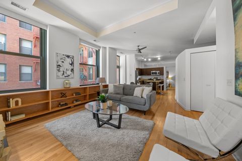Tiny photo for 208 W WASHINGTON Street #1006, Chicago, IL 60606 (MLS # 12423532)