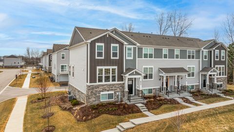 642 Wolverine Drive Aurora IL 60502