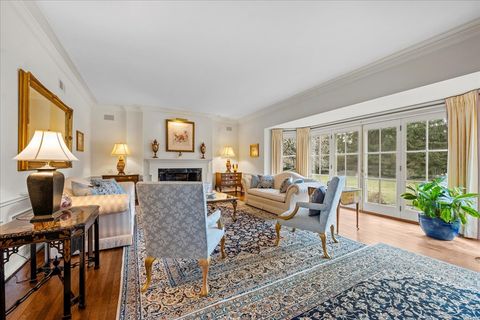 Tiny photo for 675 E Woodland Road, Lake Forest, IL 60045 (MLS # 12582185)