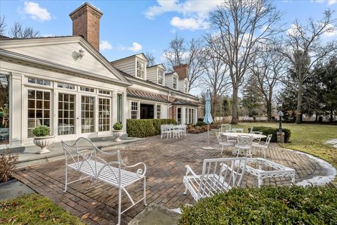 Tiny photo for 675 E Woodland Road, Lake Forest, IL 60045 (MLS # 12582185)