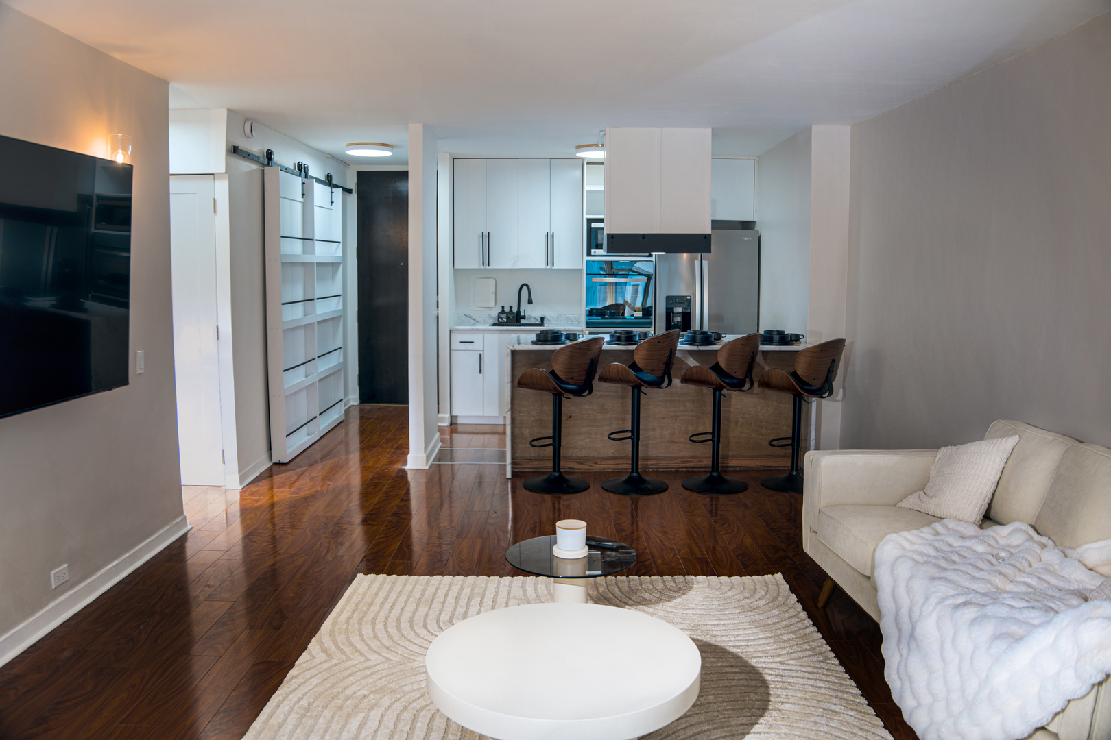 535 N Michigan Avenue 1205