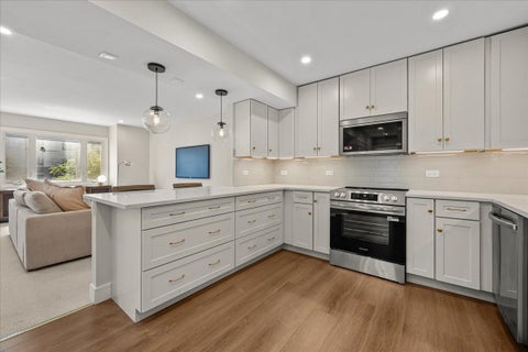 Tiny photo for 1900 Wilmette Avenue #2F, Wilmette, IL 60091 (MLS # 12745739)