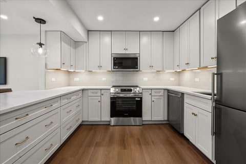 Tiny photo for 1900 Wilmette Avenue #2F, Wilmette, IL 60091 (MLS # 12745739)