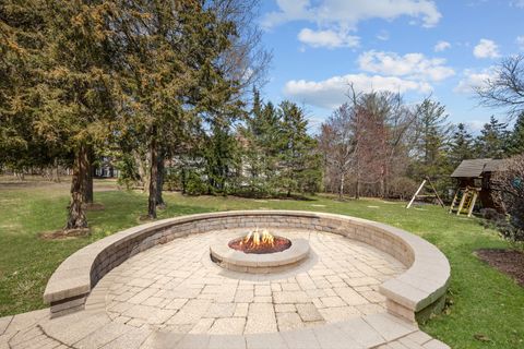 Tiny photo for 240 Walnut Street, Libertyville, IL 60048 (MLS # 12623357)