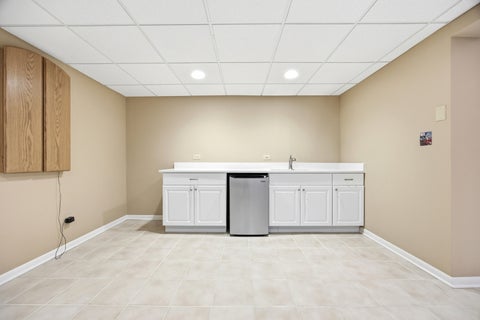 Tiny photo for 2122 Sherborn Lane, Schaumburg, IL 60193 (MLS # 12757087)