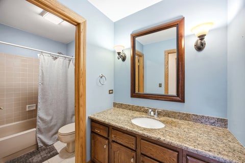 Tiny photo for 2122 Sherborn Lane, Schaumburg, IL 60193 (MLS # 12757087)
