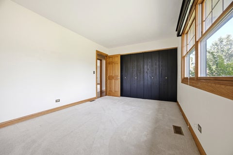 Tiny photo for 2122 Sherborn Lane, Schaumburg, IL 60193 (MLS # 12757087)